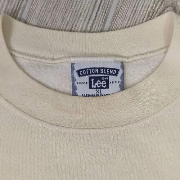 Vintage 90s Lee Men’s XL Scallop Cove Cream Pullover Crewneck Sweater - Picture 6 of 9